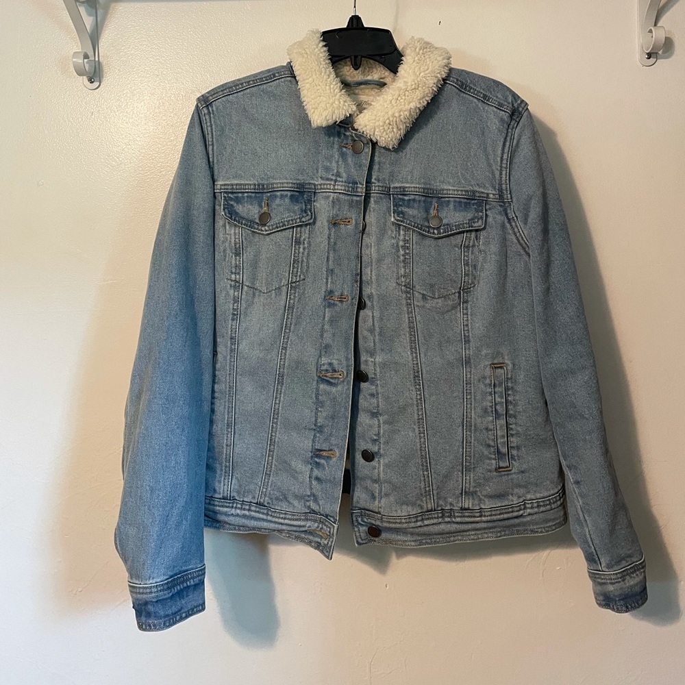 Men’s X-Large jean jacket